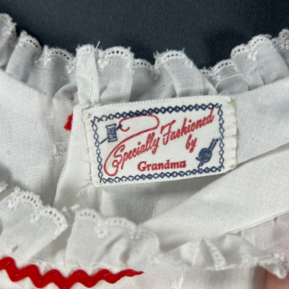 Vintage Handmade Eyelet Dress Red Rickrack Trim Toddler 2T 3T Cottagecore - Picture 9 of 10